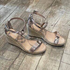 Charles by Charles David Nola Wedge Snake-Print Espadrille Sandals Size 7